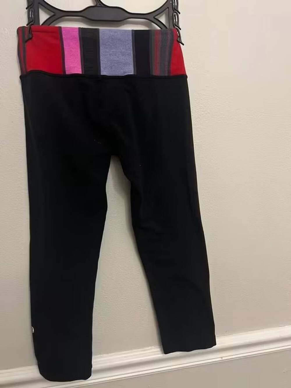 Lululemon Wunder Under Reversible Crop Leggings Black Pink Multi Stripe